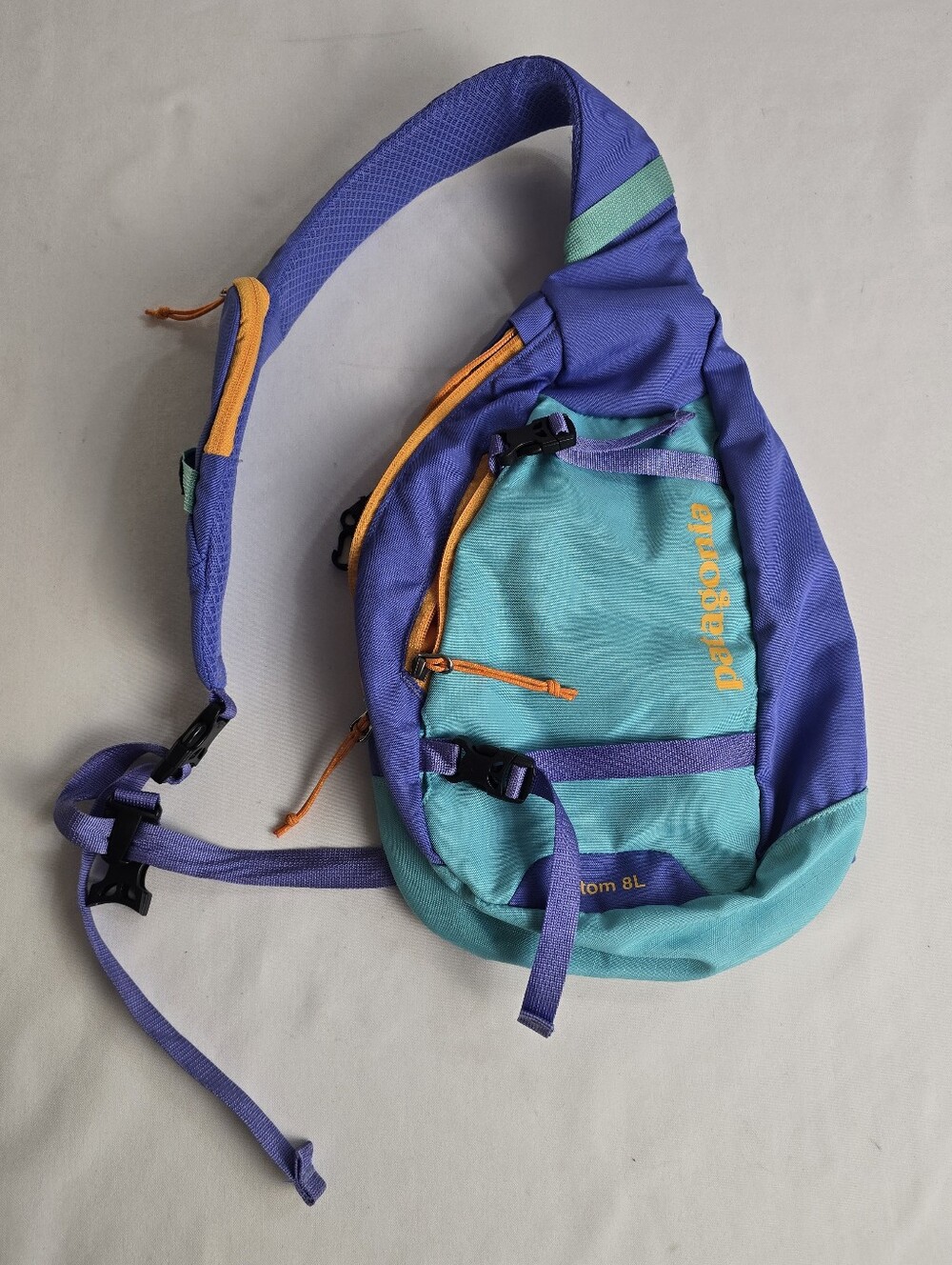 Patagonia Atom 8L Sling Crossbody Bag 2016 Backpack Discontinued Turquoise